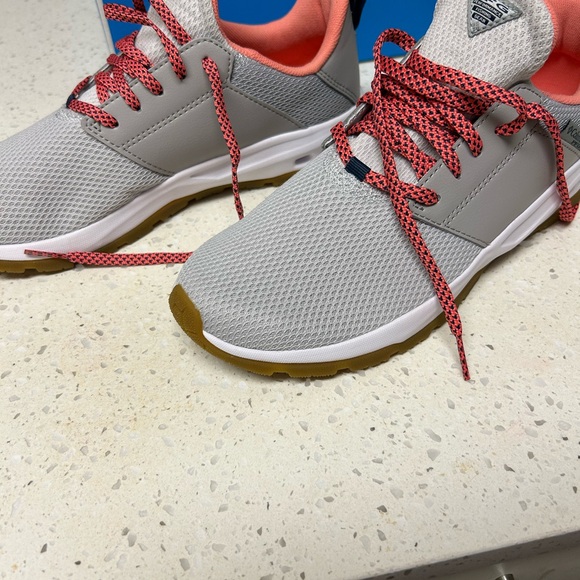 Tan/cream/pink/white - Picture 4 of 4